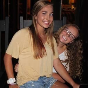 Meet your Posher, Bailey